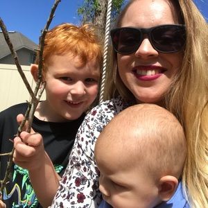 Meet your Posher, Jennifer